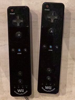 Nintendo Wii Remotes Motion Plus Inside Controller OEM Black Lot Of 2 Remote